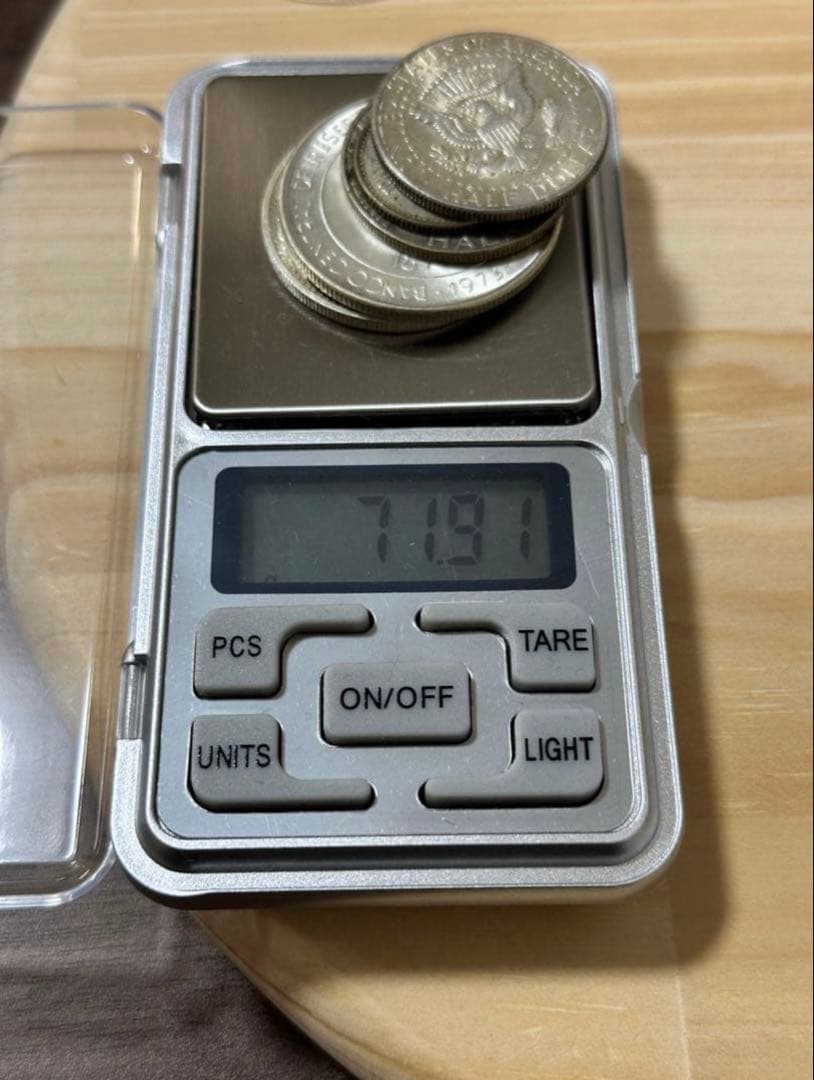 銀高騰　71.9g 世界の銀貨　まとめ売り