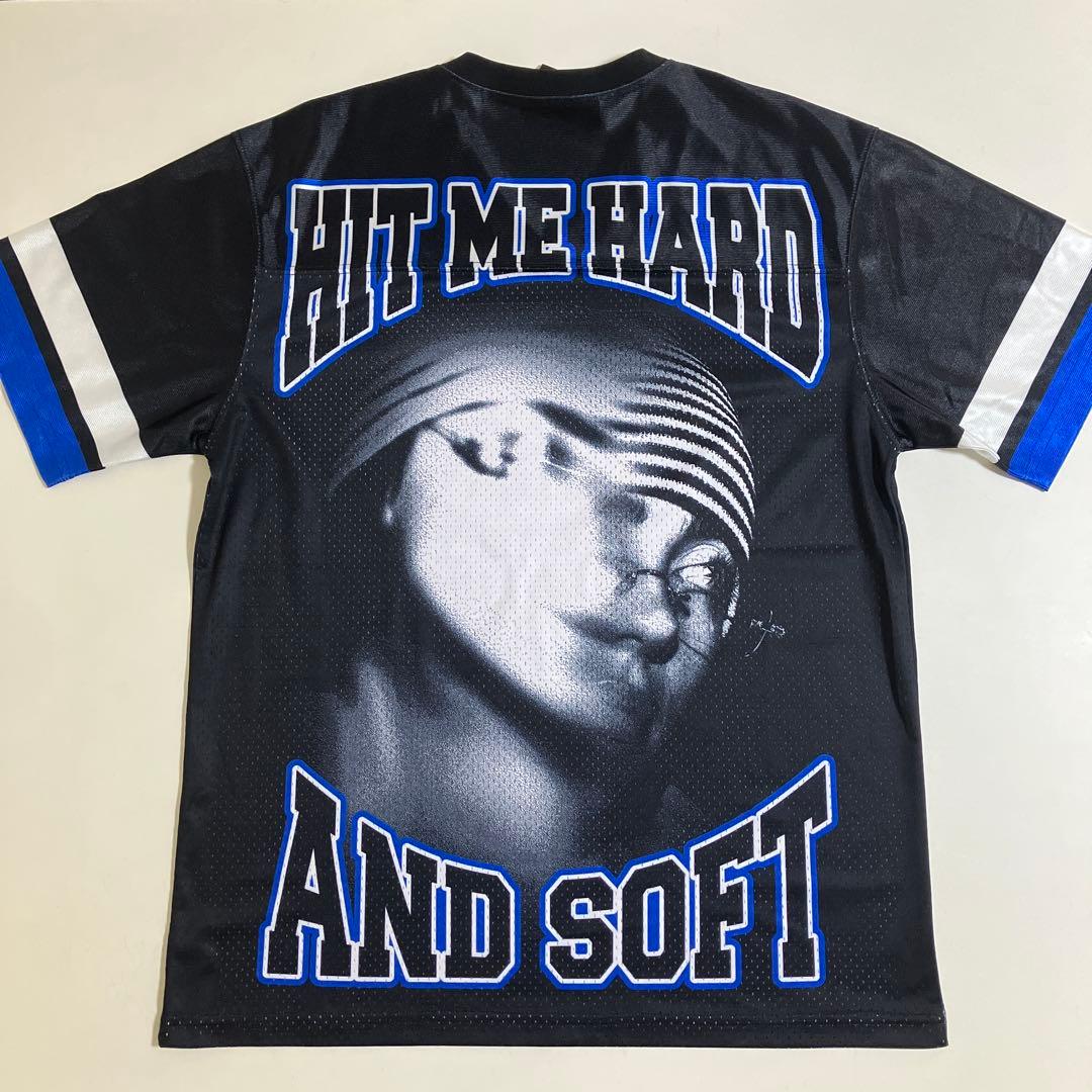 BILLIE EILISH ブラック Vネック ゲームTシャツ Sサイズ