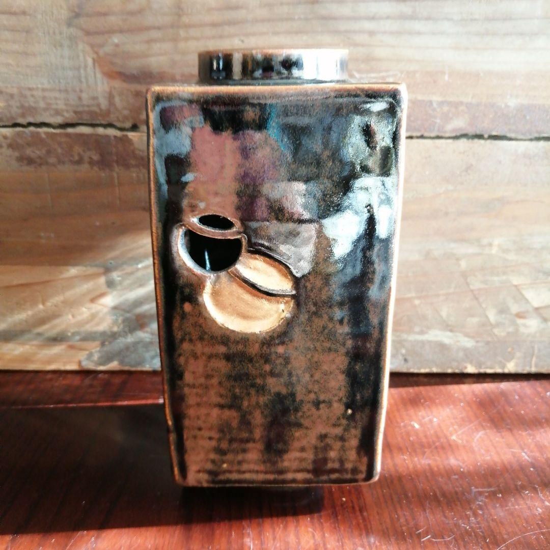 膳所焼　陽炎園　透彫四方壺杓立　17.5cm