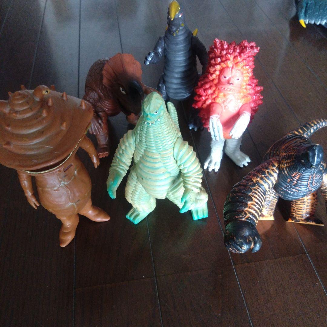 ウルトラマンと怪獣フィギュアセット 全54体