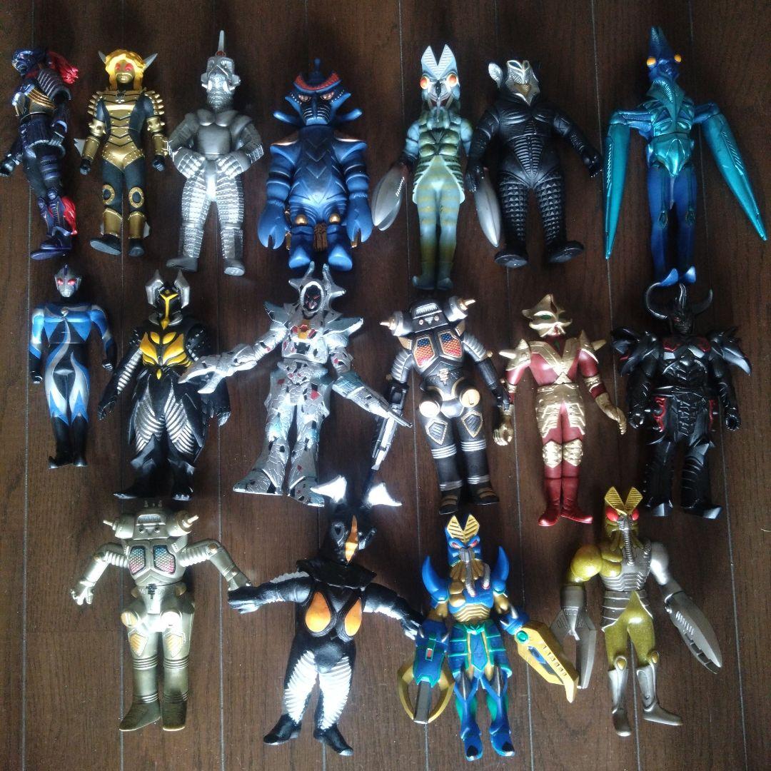 ウルトラマンと怪獣フィギュアセット 全54体