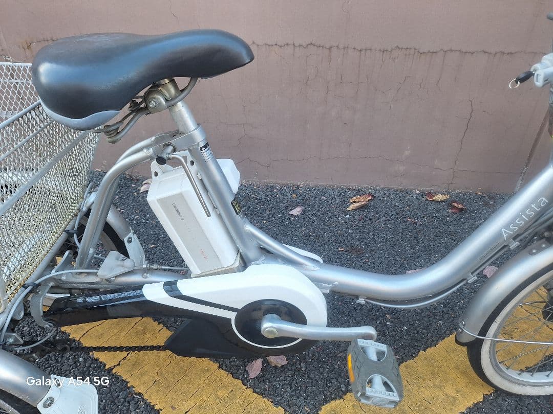 ブリジストン　アシスタワゴン 三輪電動アシスト自転車 シルバー