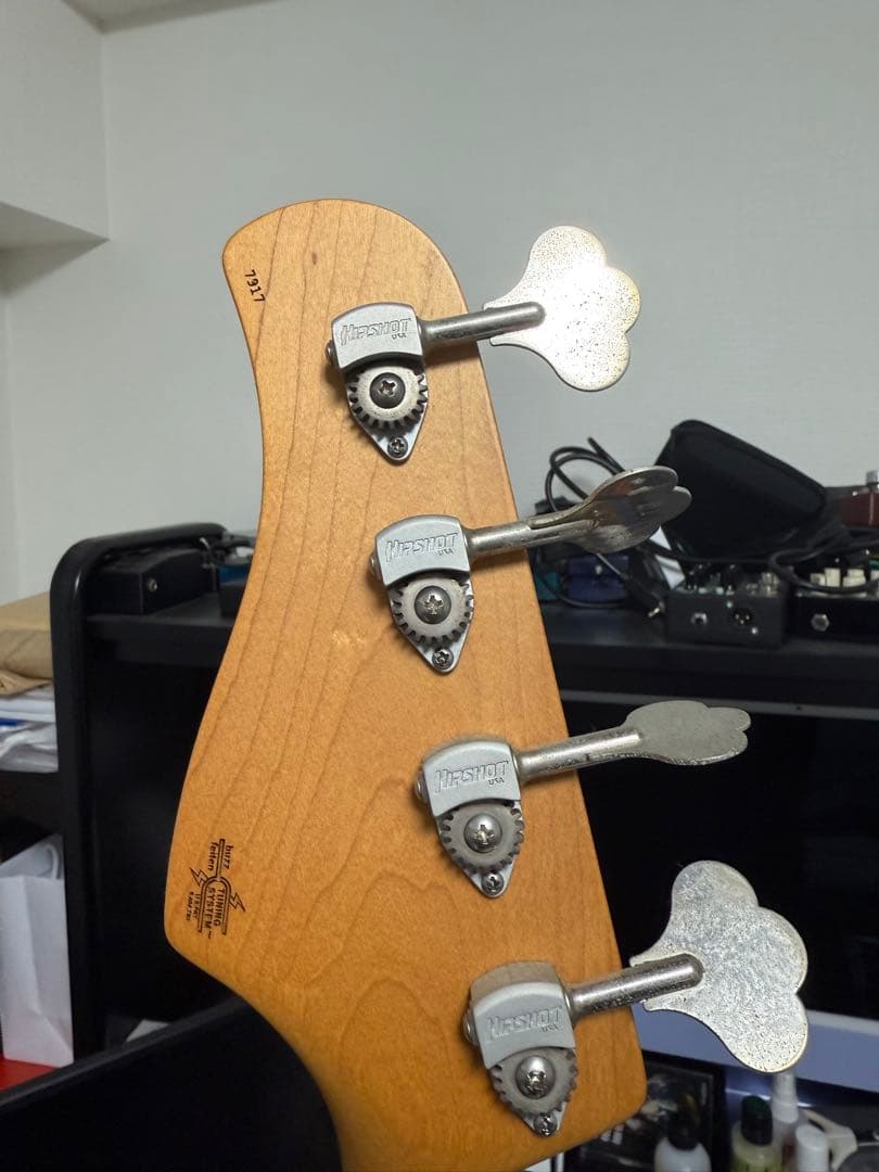 suhrエレキベース 2008NAMM Showモデル