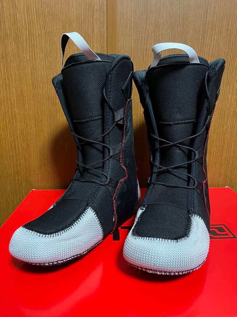 DEELUXE EMPIRE エンパイア