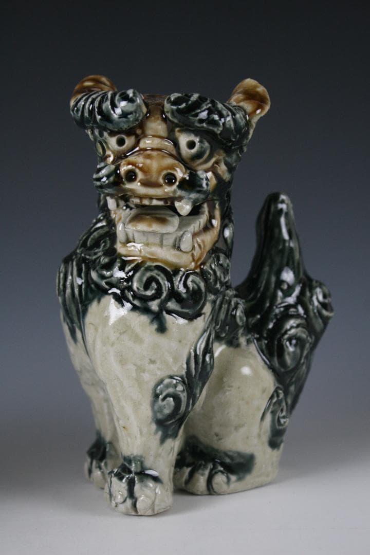 人間国宝金城次郎一門　金城敏徳 作　藍色付立シーサー（中）1対