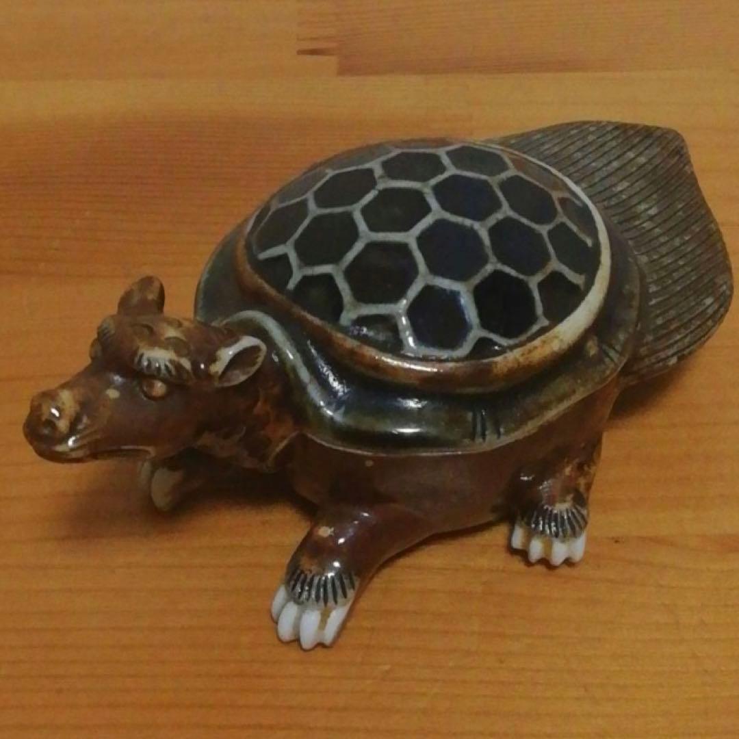 蓑亀　古平戸焼　亀　香合　共箱　仕服付　茶道具