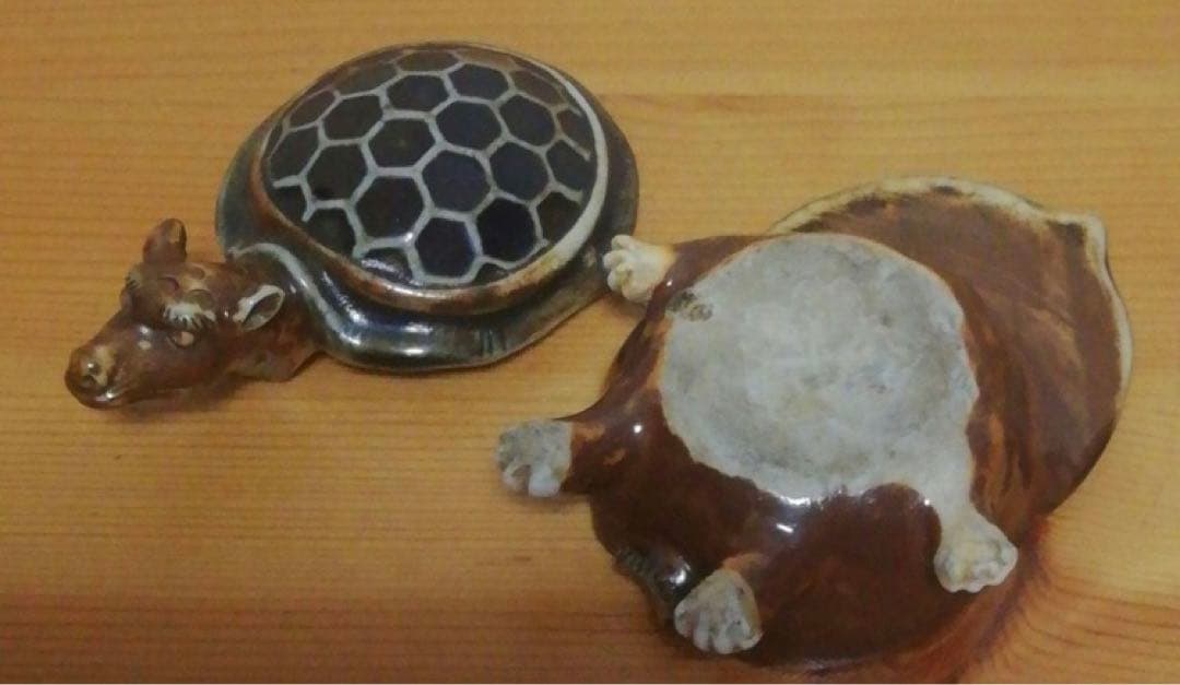 蓑亀　古平戸焼　亀　香合　共箱　仕服付　茶道具