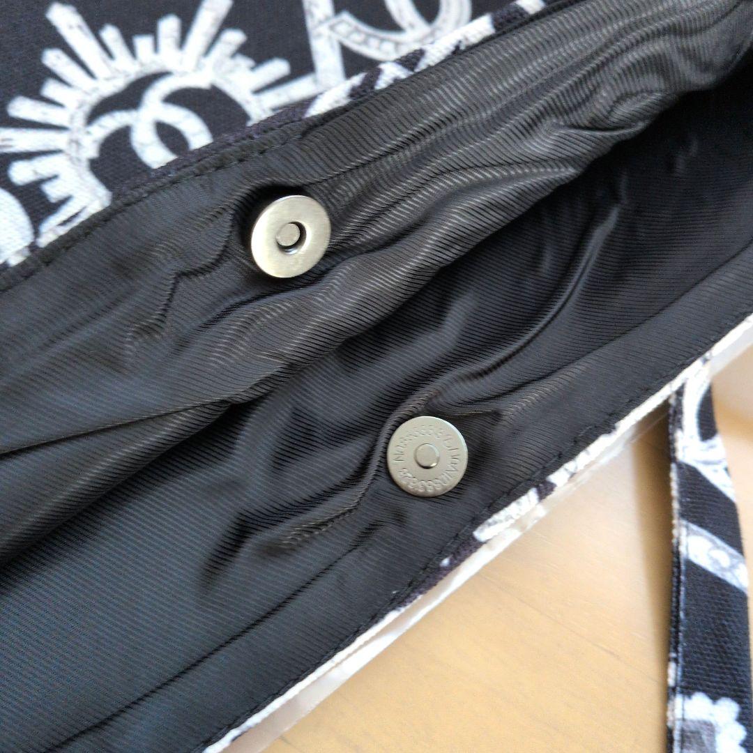 シャネル　トートバッグ　ロゴブラック