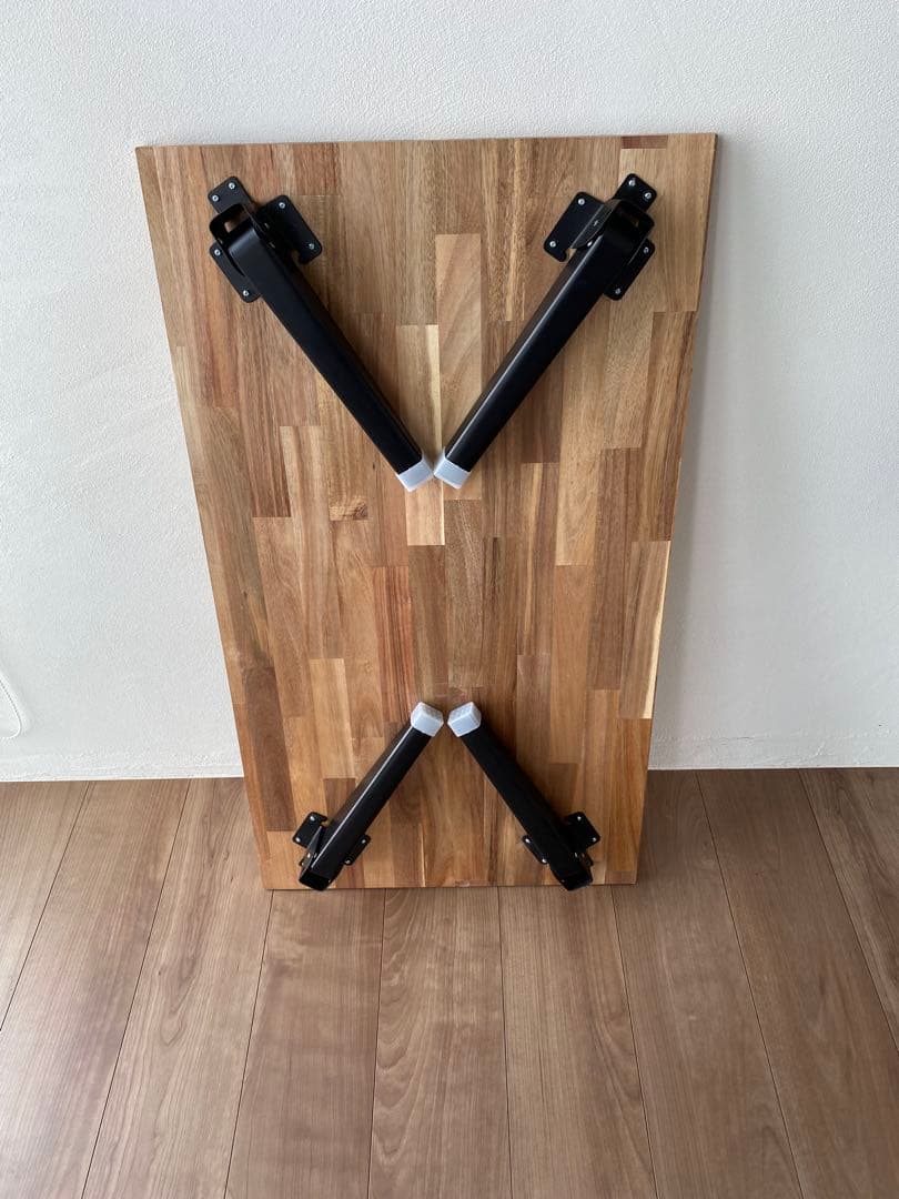 アカシア集成材　折りたたみ　テーブル　キャンプ ローテーブル900×500