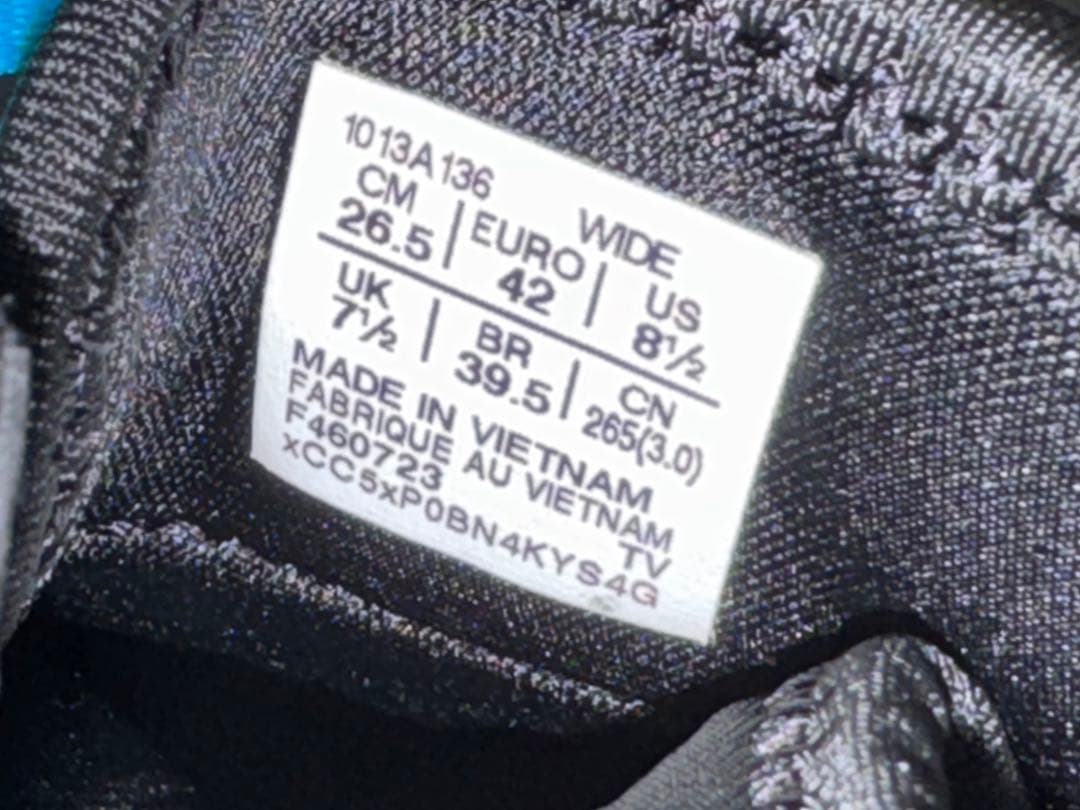 asics スノーターサー　26.5cm 雪道用ランニングシューズ