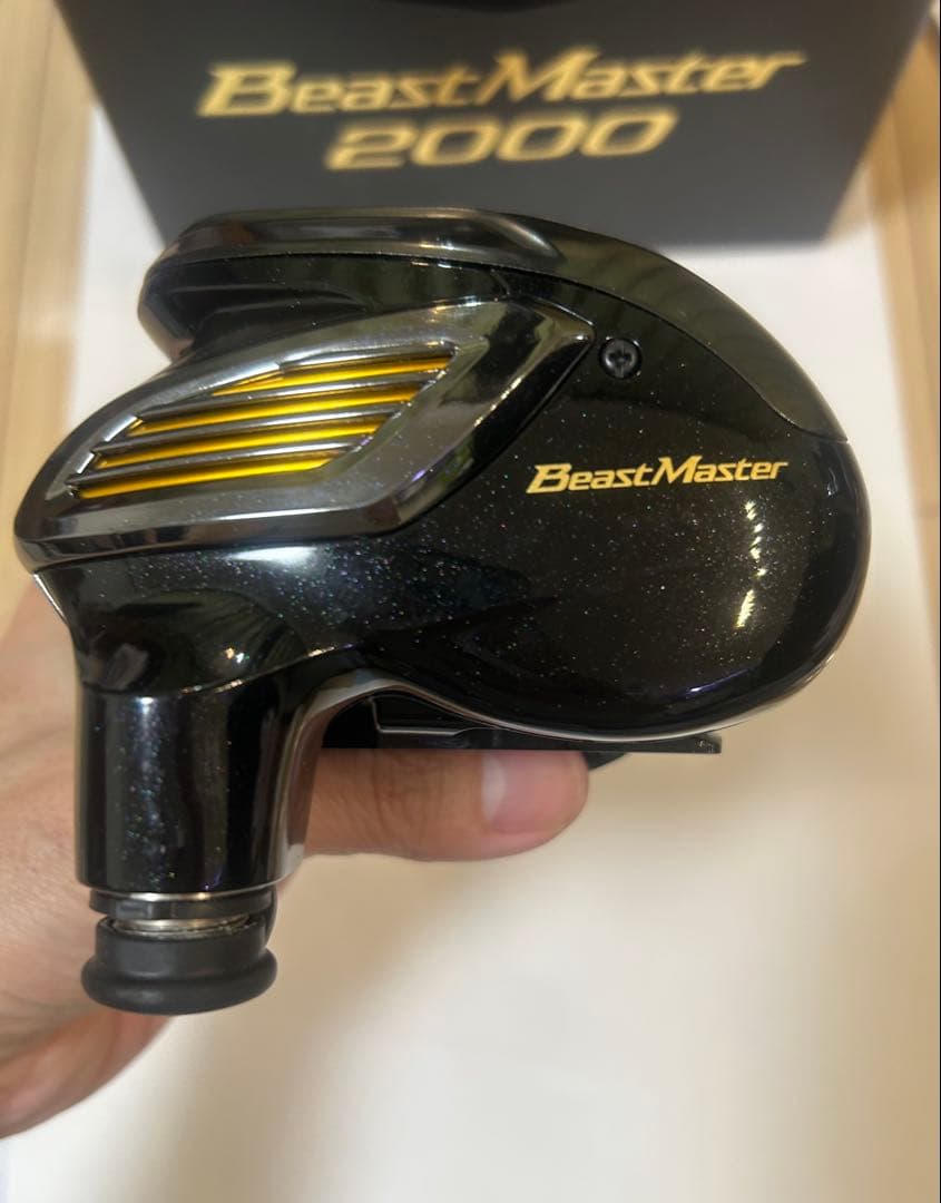 シマノ 22 ビーストマスター 2000 右ハンドル