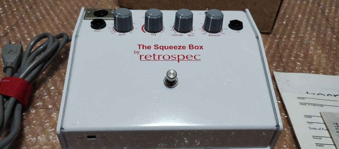 retrospec The Squeeze Box　エフェクター