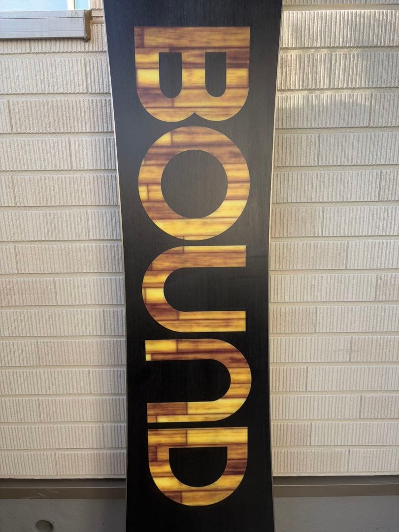 スノーボード 板　BOUND GOLD RUSH 144cm バンブー　グラトリ