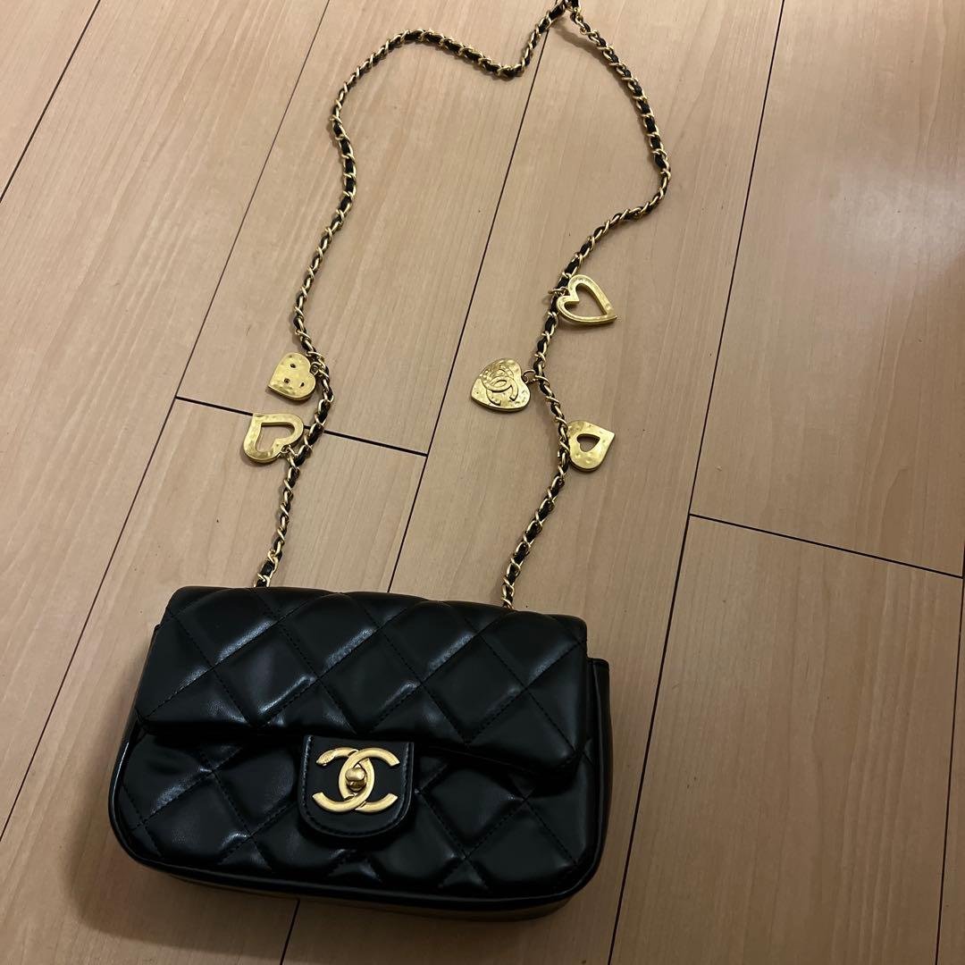 CHANEL ブラック キルティングバッグ　VIPノベルティ
