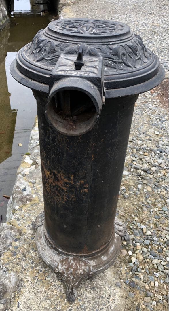 フランス　ストーブ 鋳物 鉄製 シャビー レトロ ヴィンテージ