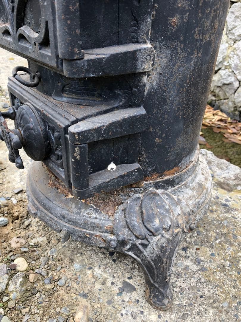 フランス　ストーブ 鋳物 鉄製 シャビー レトロ ヴィンテージ