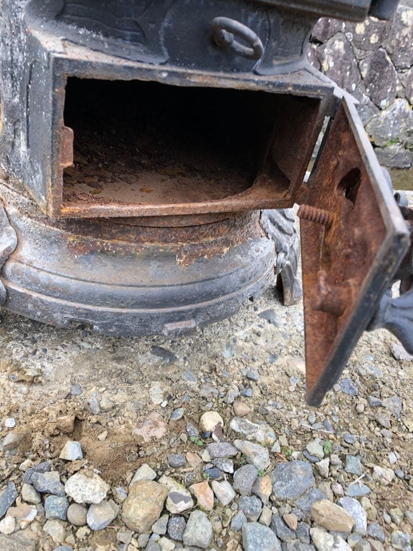 フランス　ストーブ 鋳物 鉄製 シャビー レトロ ヴィンテージ