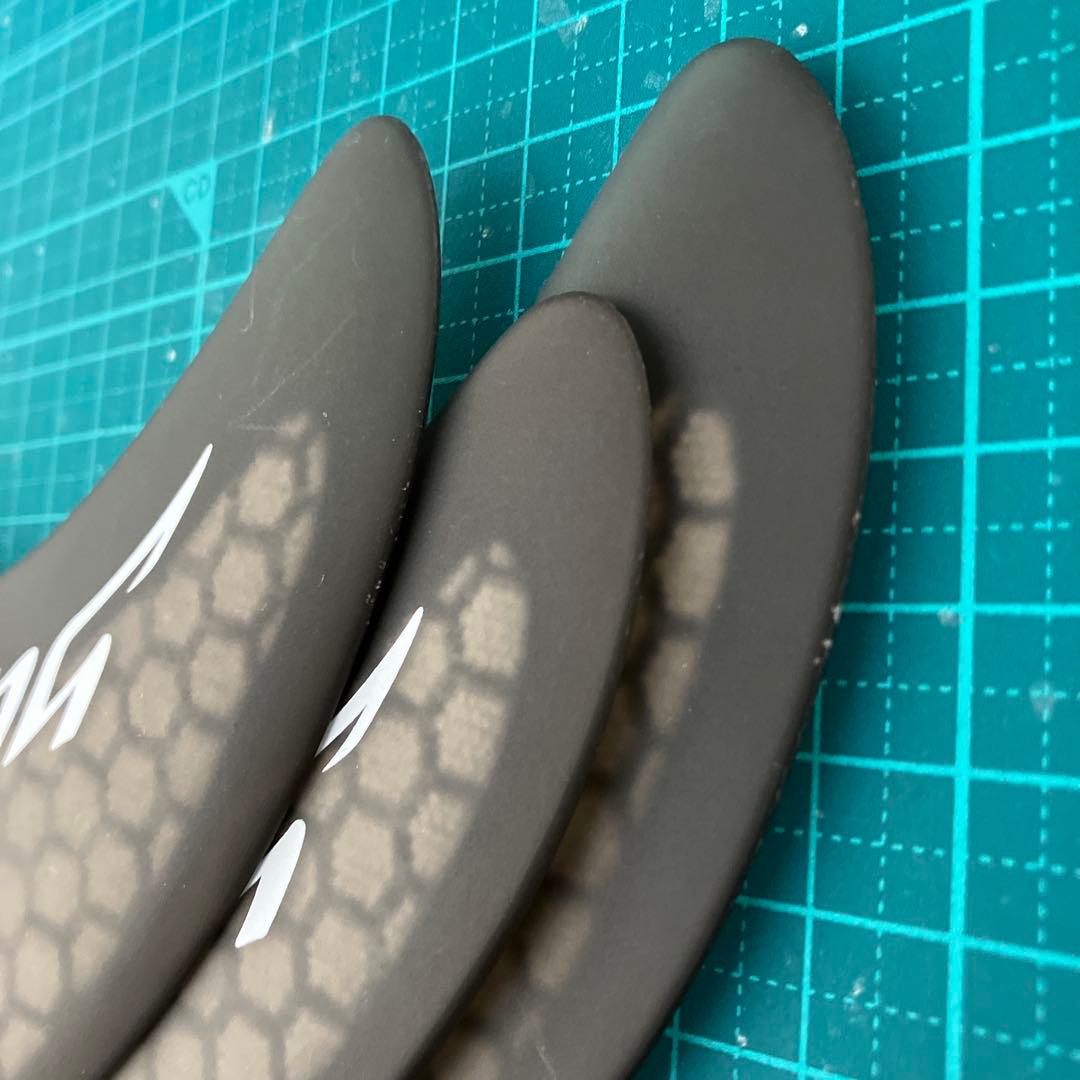 男*爵様 美品 YUフィン トライfutures 超軽量ハニカム