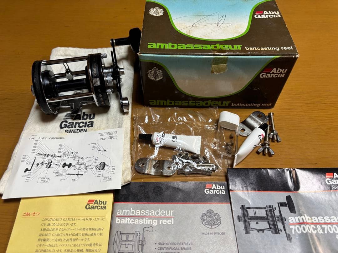 Abu GarciaAmbassadeur7000C ベイトキャスティングリール