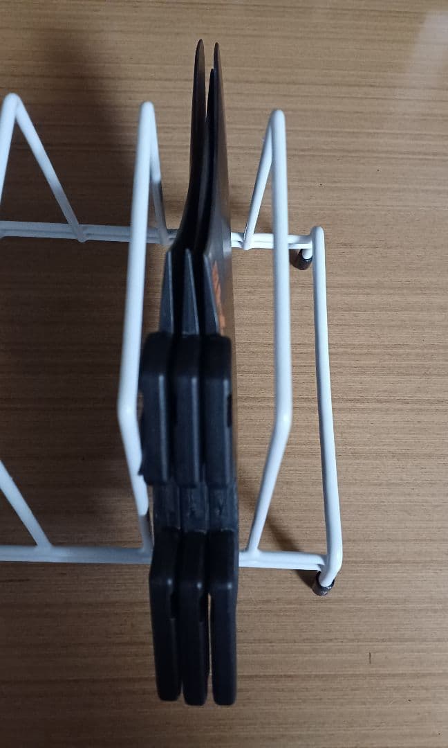 FCS2　H4　サーフボードフィン　トライフィン　スラスターフィン　Mサイズ