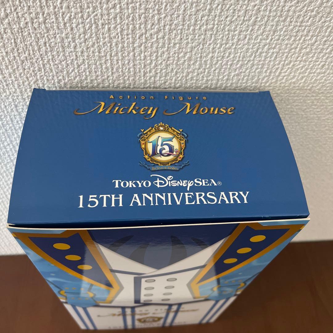 ディズニーシー15周年コスチューム　ミッキーアクションフィギュア