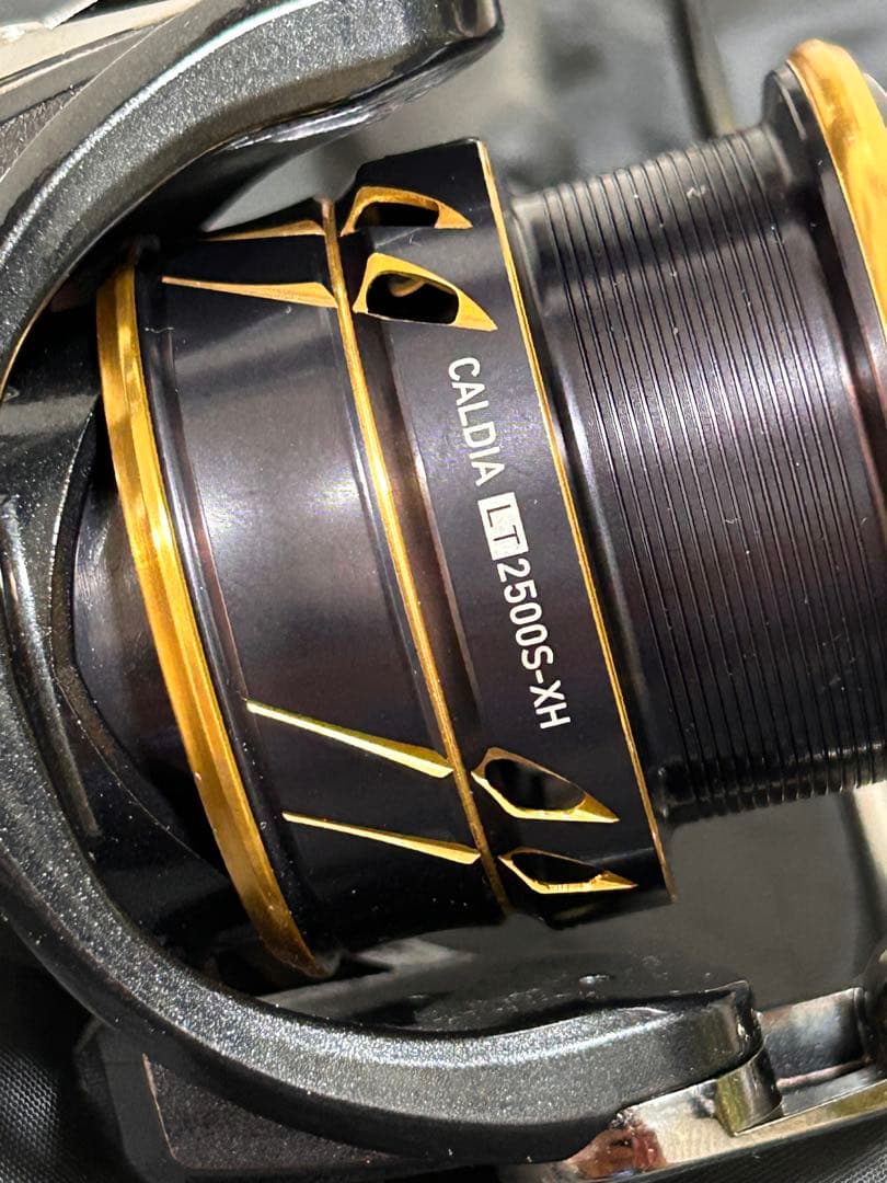 DAIWA21カルディアLT2500S-XH スピニングリール