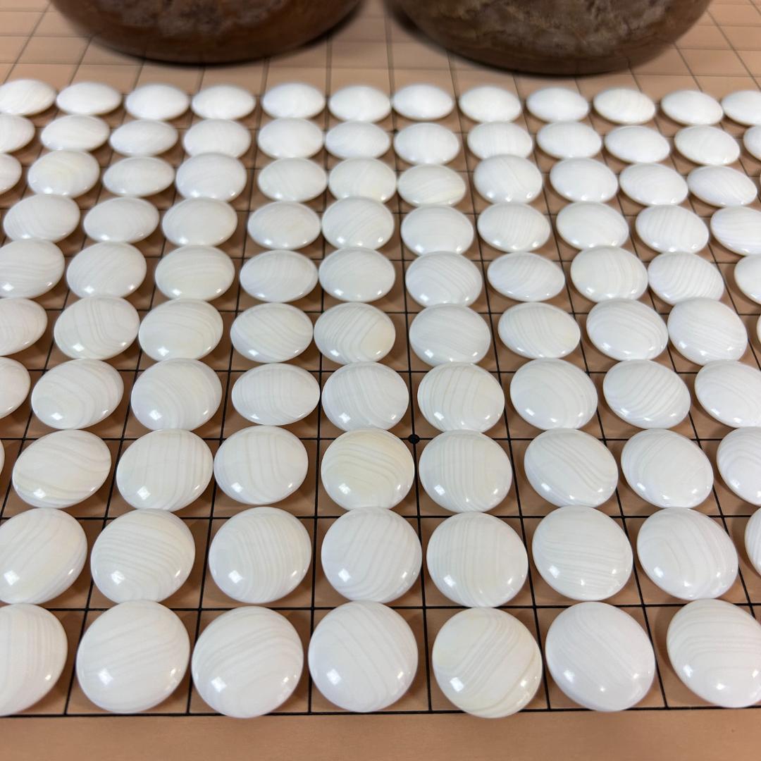 蛤碁石(月印) 那智黒石 32～33号 白180個 + 黒181個 囲碁