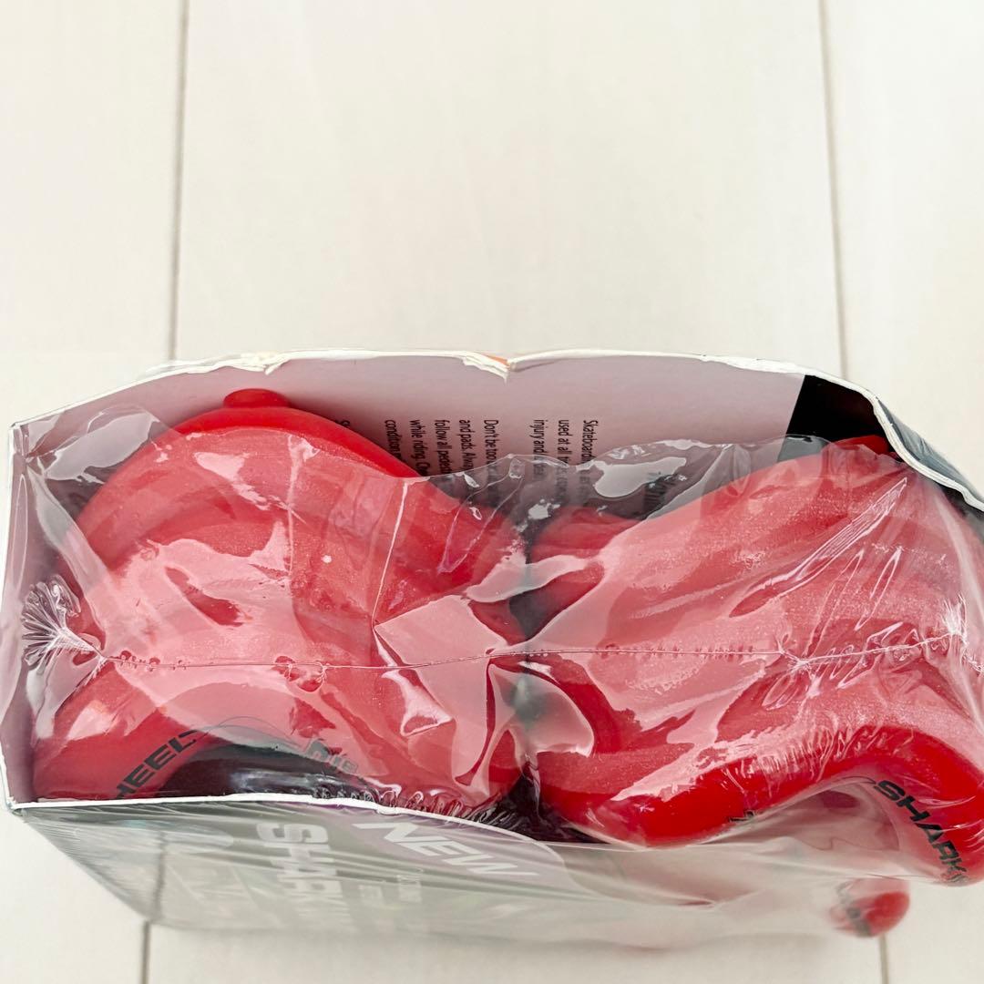 01☆新品 未開封☆ シャークウィール 72mm 78a ラヴァ