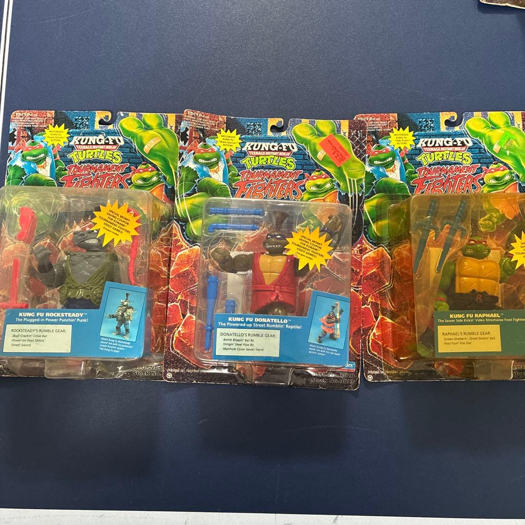 ニンジャタートルズ　カンフー、ドナ、ラファ、ロックステディー