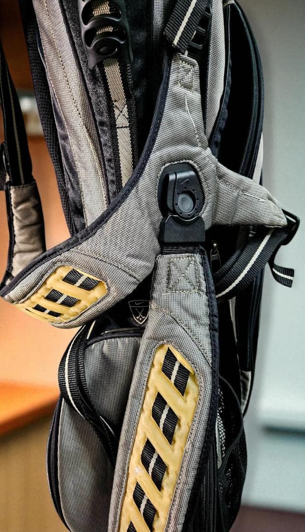 じゆん送料無料/美品　Nike Golf スタンド式キャディバッグ /ック