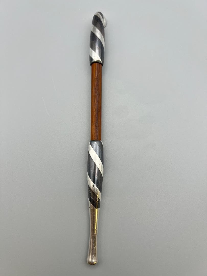 銀製　煙管　キセル　銀細工　アンティーク　重量約39g