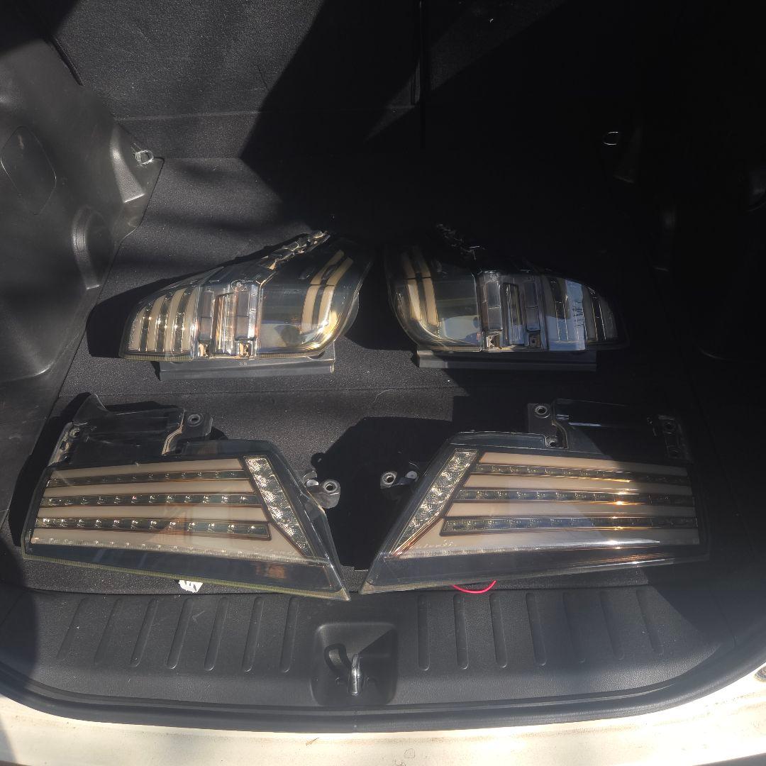 30ヴェルファイア後期　ヴァレンティテールランプ