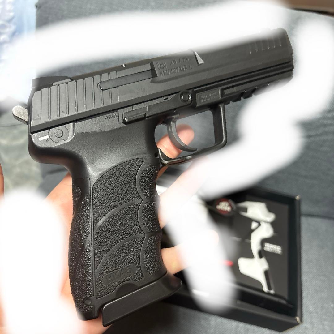 東京マルイ HK45 電動ハンドガン 充電器・バッテリー、ロングマガジン2本付