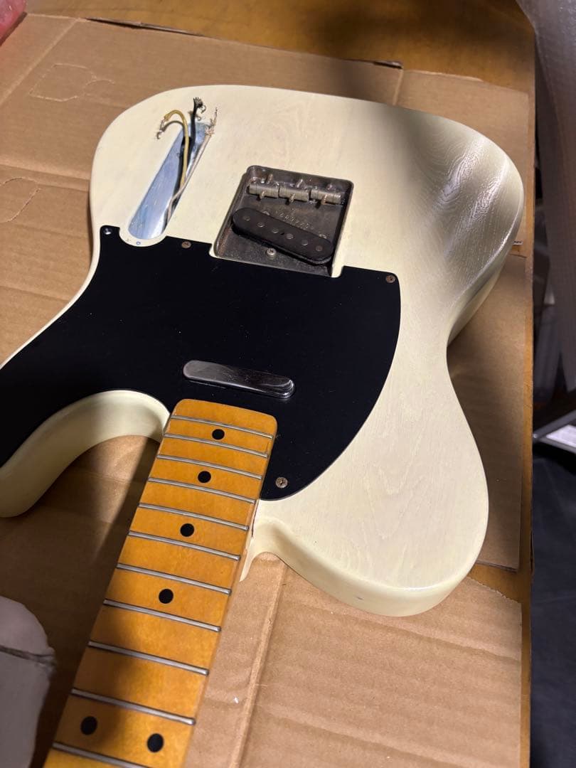 fender japan 初期／ブリッジAシリアルコンポーネント　ラッカー塗装