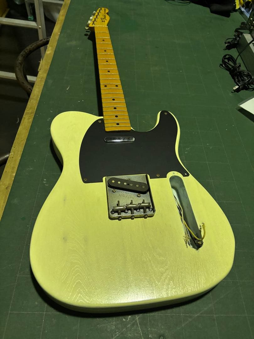 fender japan 初期／ブリッジAシリアルコンポーネント　ラッカー塗装