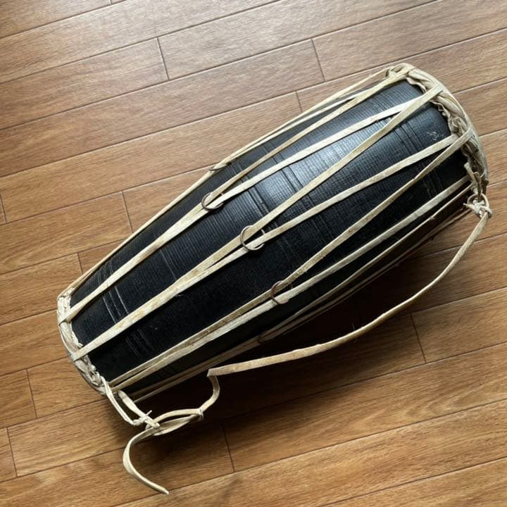 ネパール太鼓　マダル太鼓