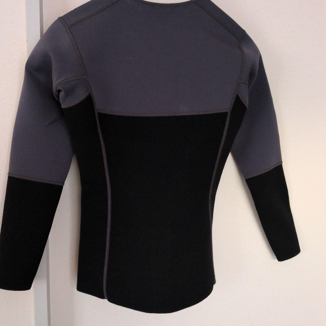 グレー/ブラック ネオプレン タッパー