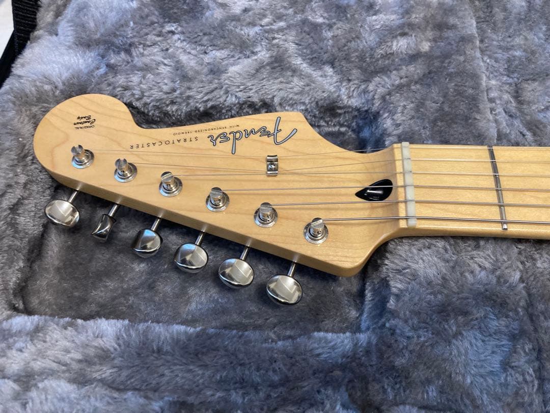 Fender Hybrid II ストラトキャスター　USAピックアップ搭載