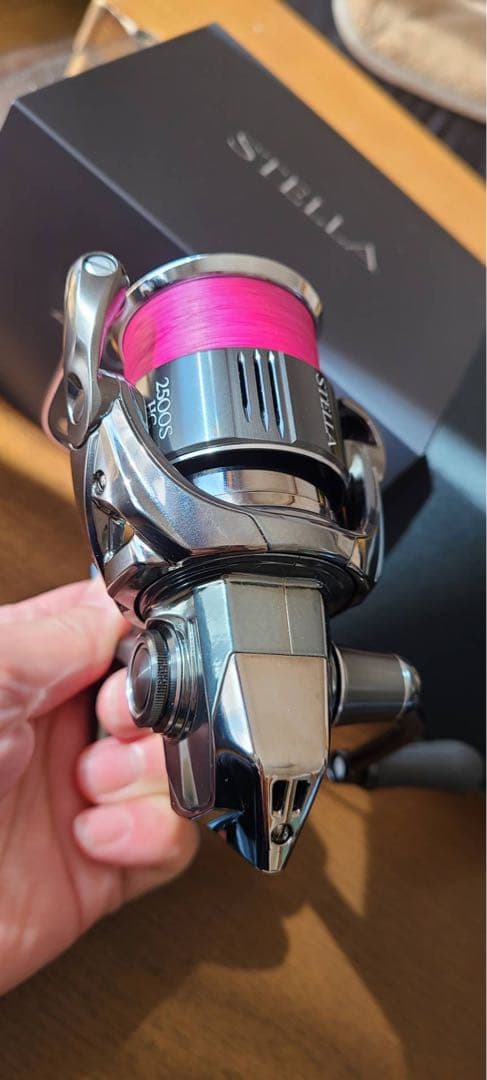 STELLA 2500SHG リール