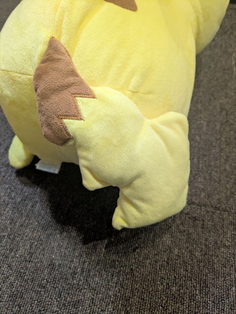 ポケモンセンター限定 yurutto カナヘイ ぬいぐるみクッション ピカチュウ