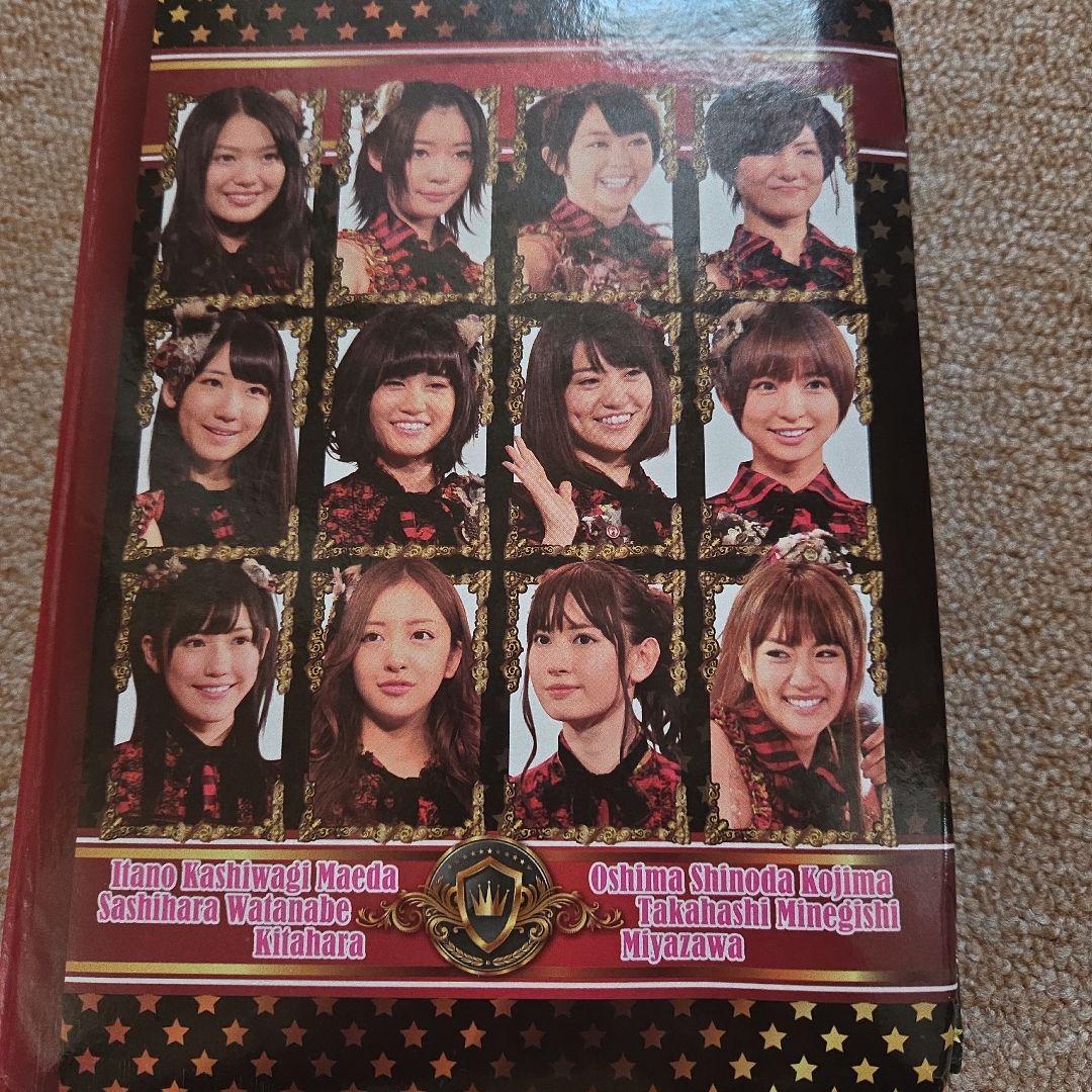 ✨️AKB48 メンバー写真集アルバム2冊200枚とグッズ付き
