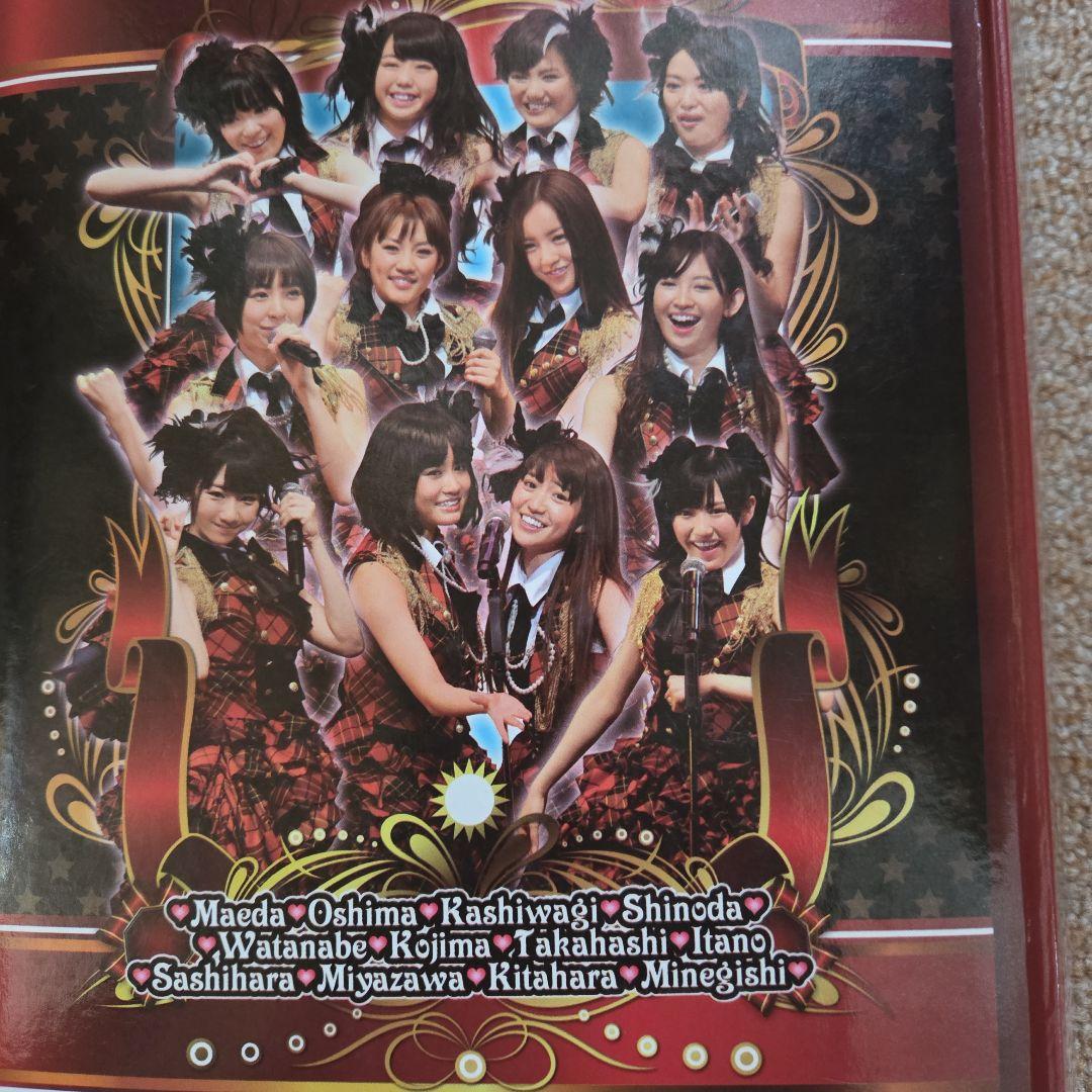 ✨️AKB48 メンバー写真集アルバム2冊200枚とグッズ付き