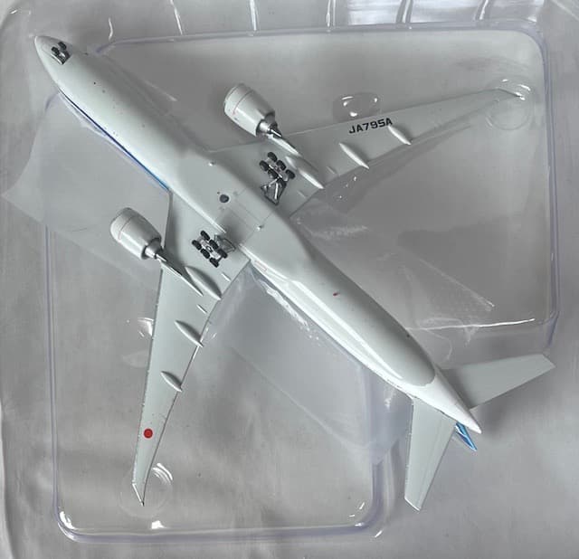 Pheonix ANA B777-300 A795A えんぴつ