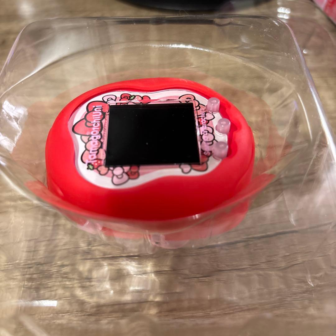 最終値下げ！Tamagotchi Uni サンリオキャラクターズ　バンダイナムコ