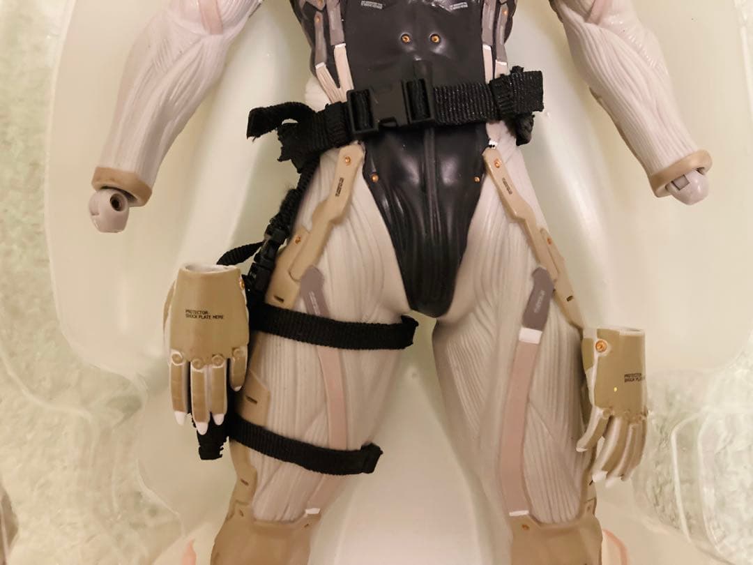 【レア】メディコムトイ メタルギアソリッド４ 雷電