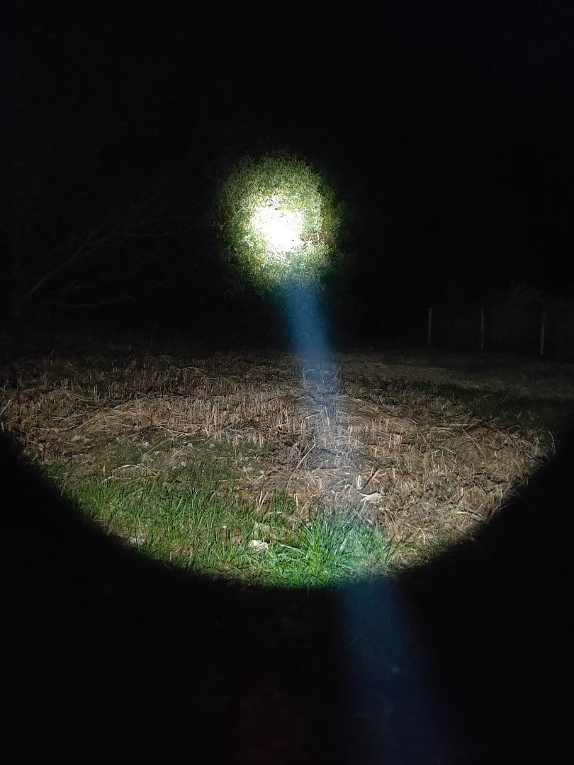 KLARUS クラルス G35 懐中電灯 LED スポットライト　2000lm