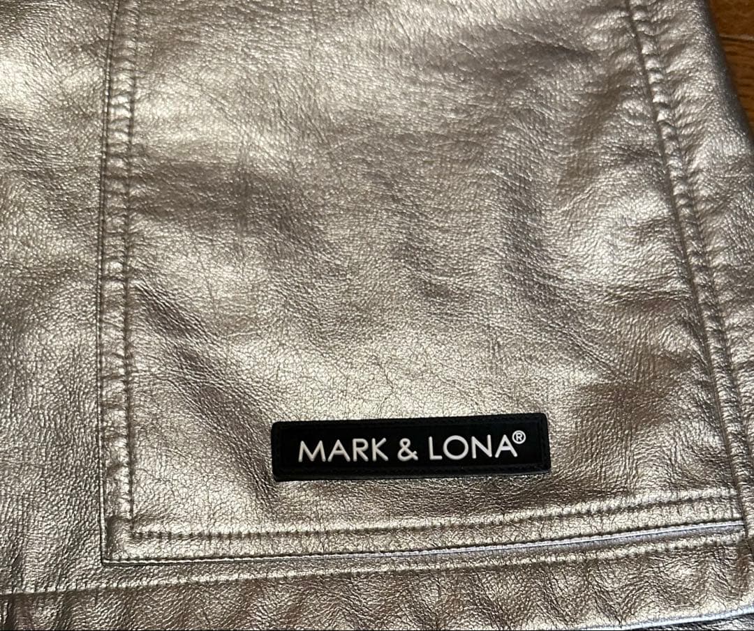 【美品】 MARK & LONA ⭐︎ シルバー パンツ