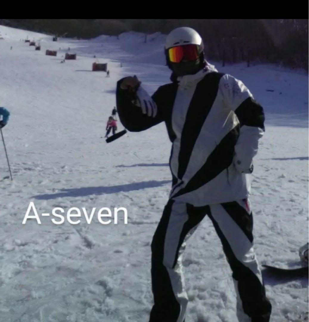 エーセブン　スノーボードウェア　上下セット