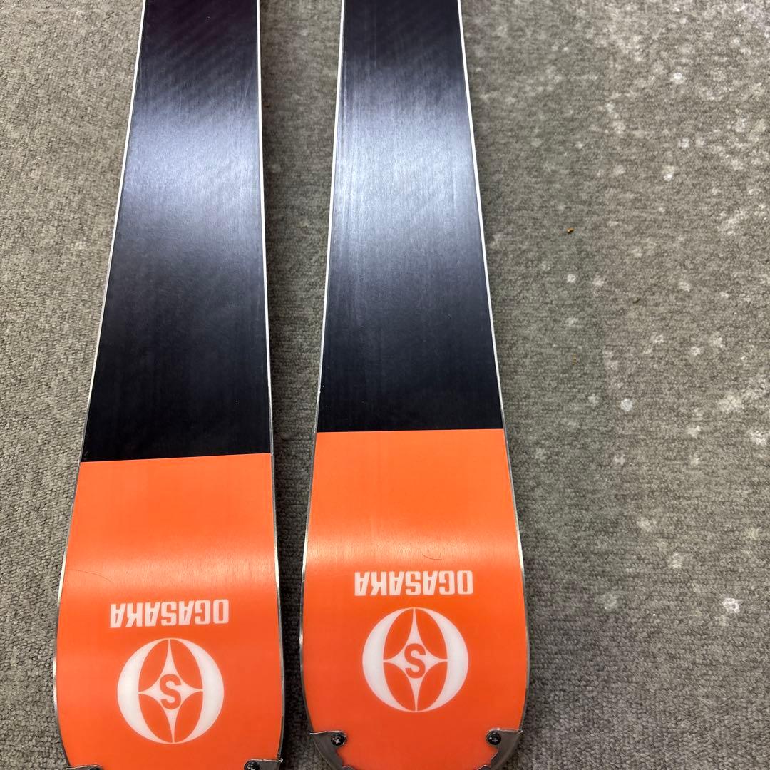 OGASAKA 2025〜2026 TCS スキー板滑走時間14日間使用傷あり。