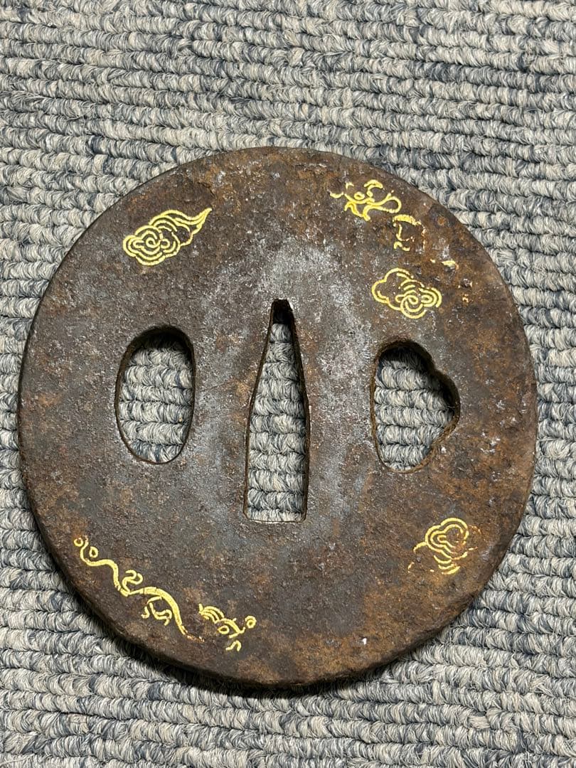 武具　刀　つば　鍔　模様あり